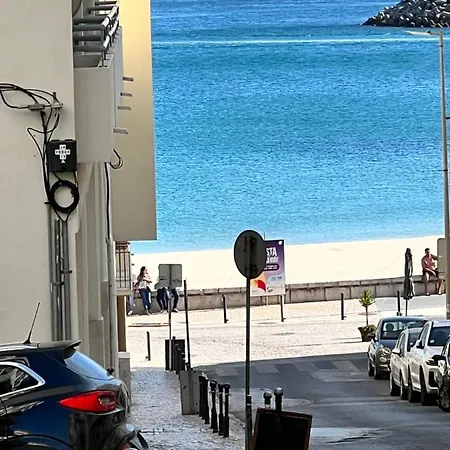 Oasis Sao Joao Apartment